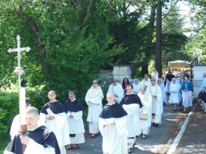 procession-du-saint-sacrement